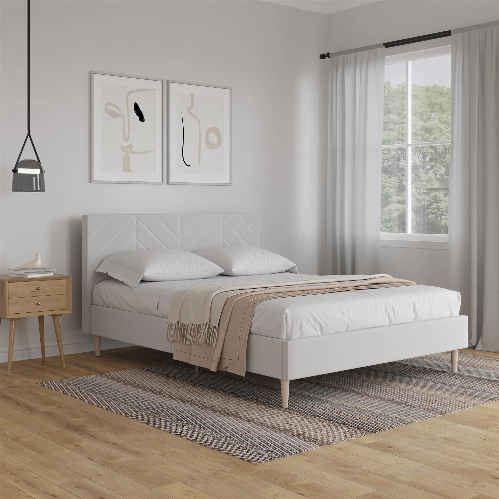 Andrea Tufted Upholstered Platform Bed