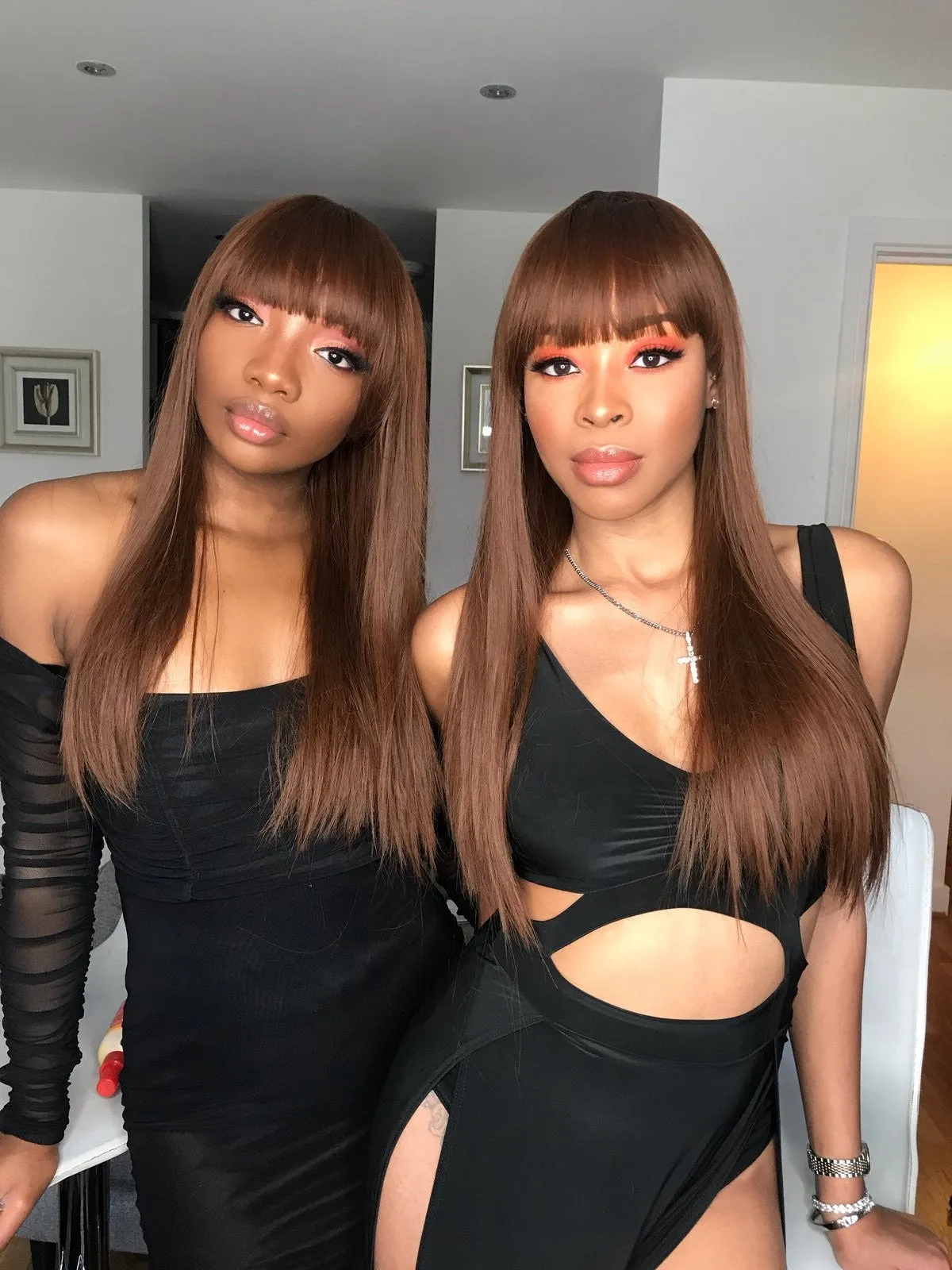 Iskaba Honey Brown: 22-Inch Long Black Heat Resistant Synthetic Wig with Bangs