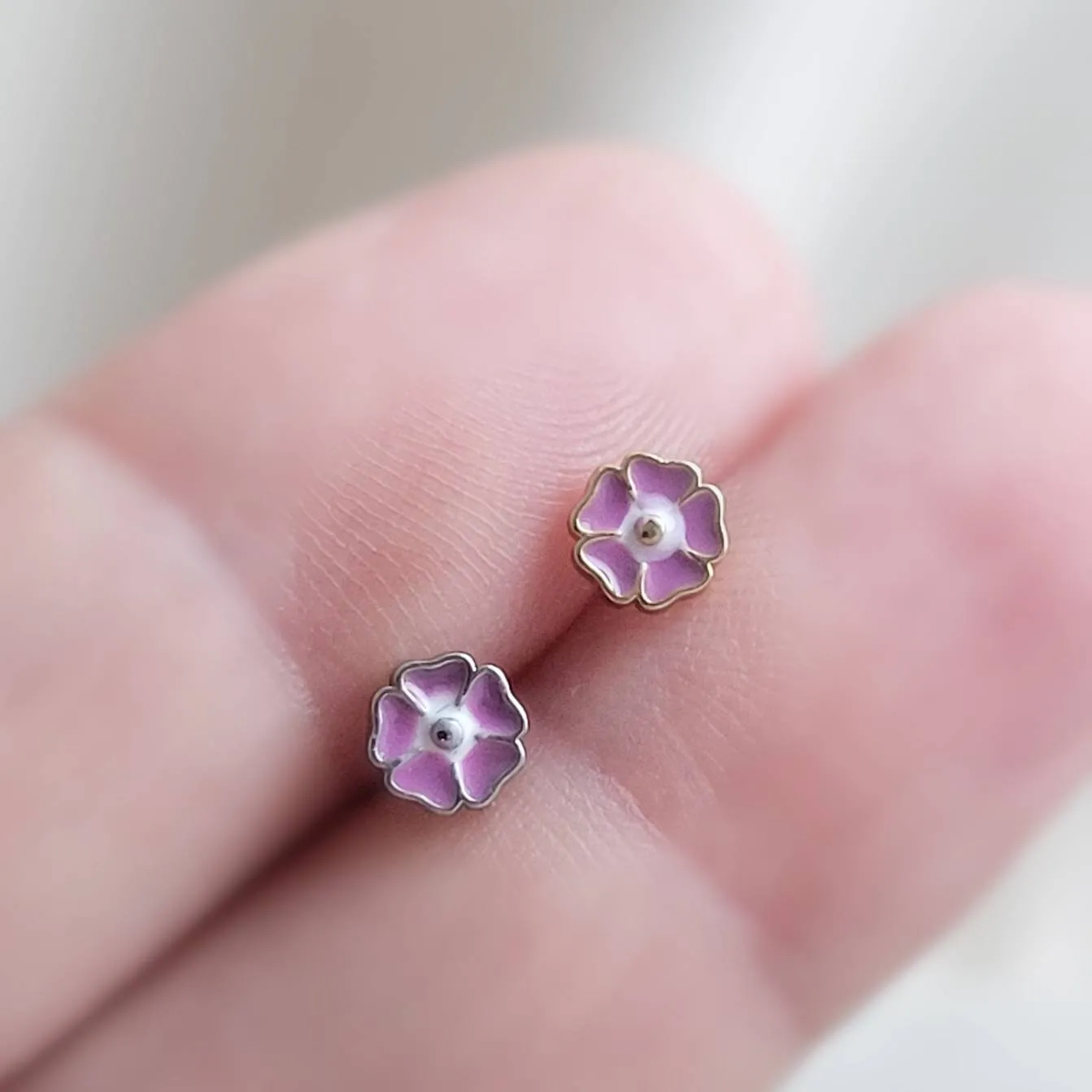 Poppy Nose Stud
