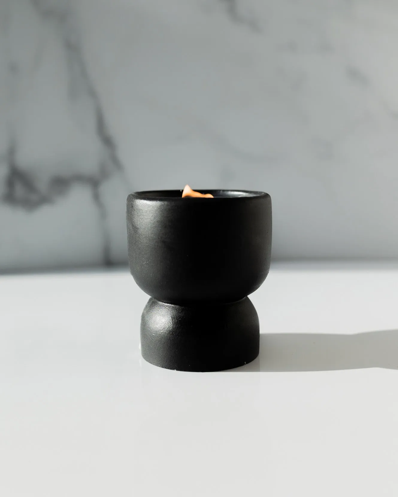 Roses On My Mind Coconut Soy Wax - Black Pedestal