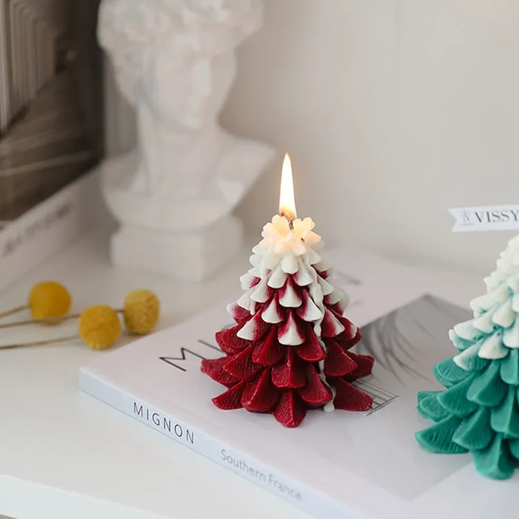 Tree Scented Candle | Red 3D Christmas Tree
