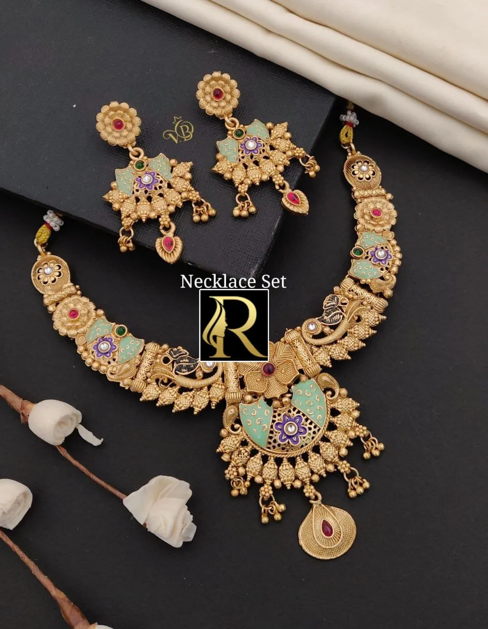 Women's Designer Brass High Gold Mett Antique Necklace Set with Beautiful Earrings